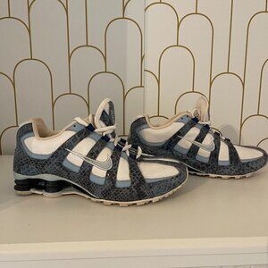 Women's Blue Snake Skin accent Nike Sox size 8.5